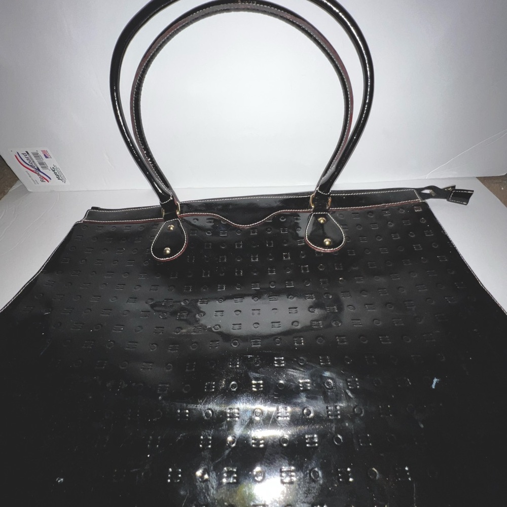 Arcadia black bag